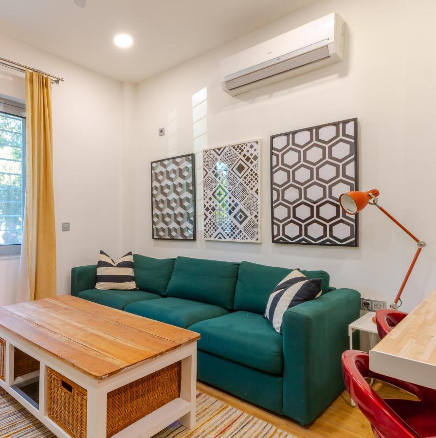 Academia By The Park Athen