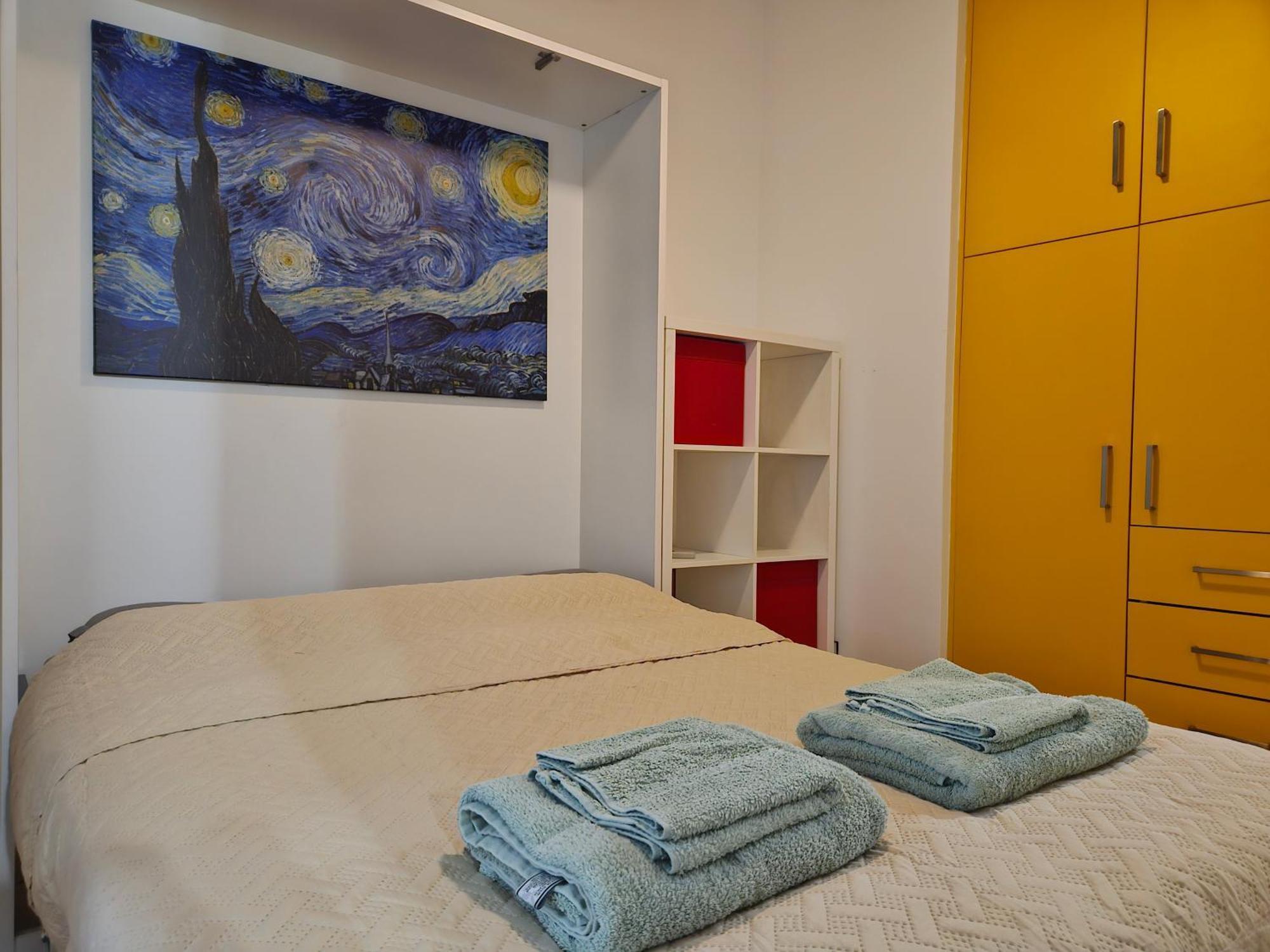 Apartment Academia By The Park