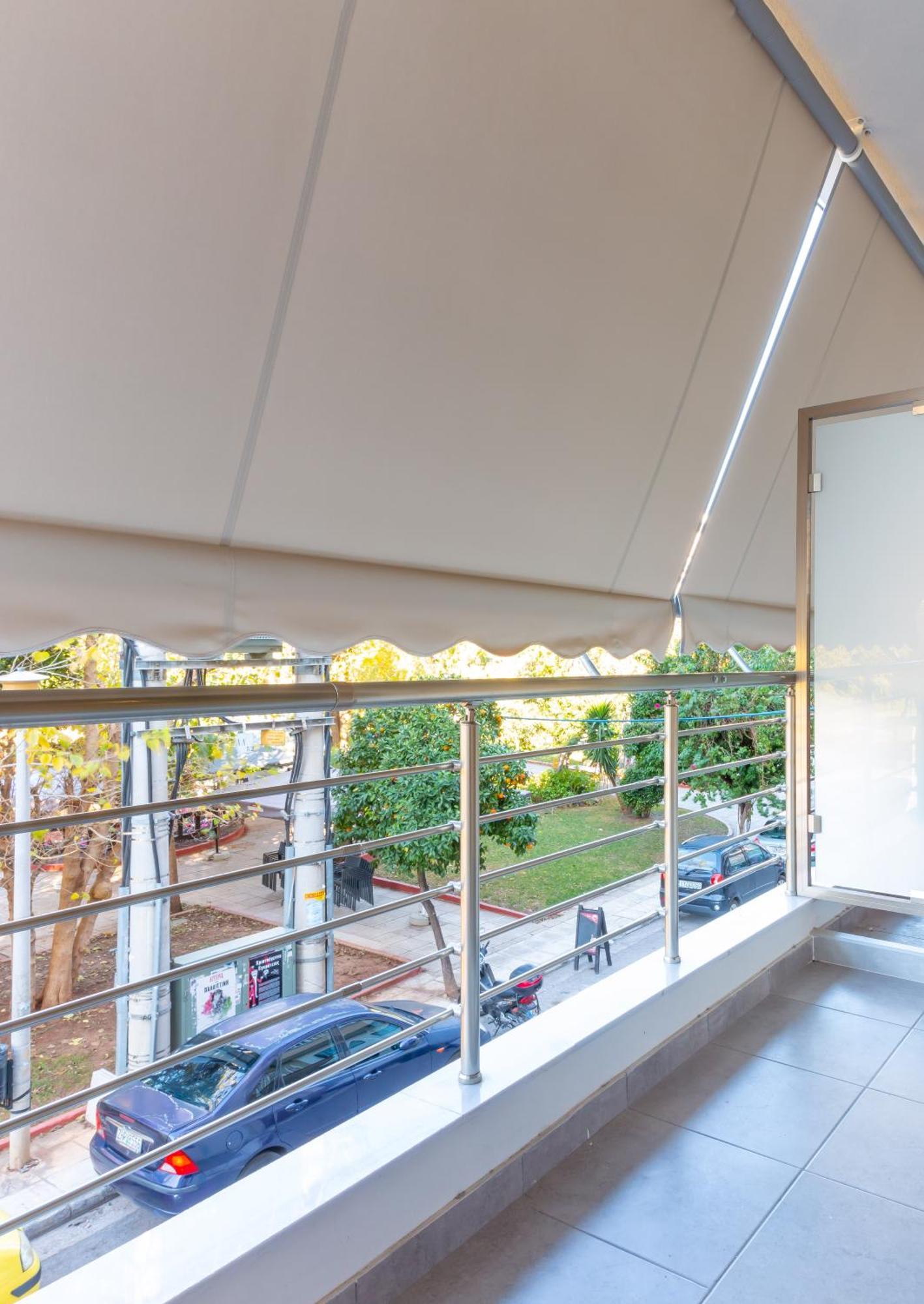 Academia By The Park Apartment *